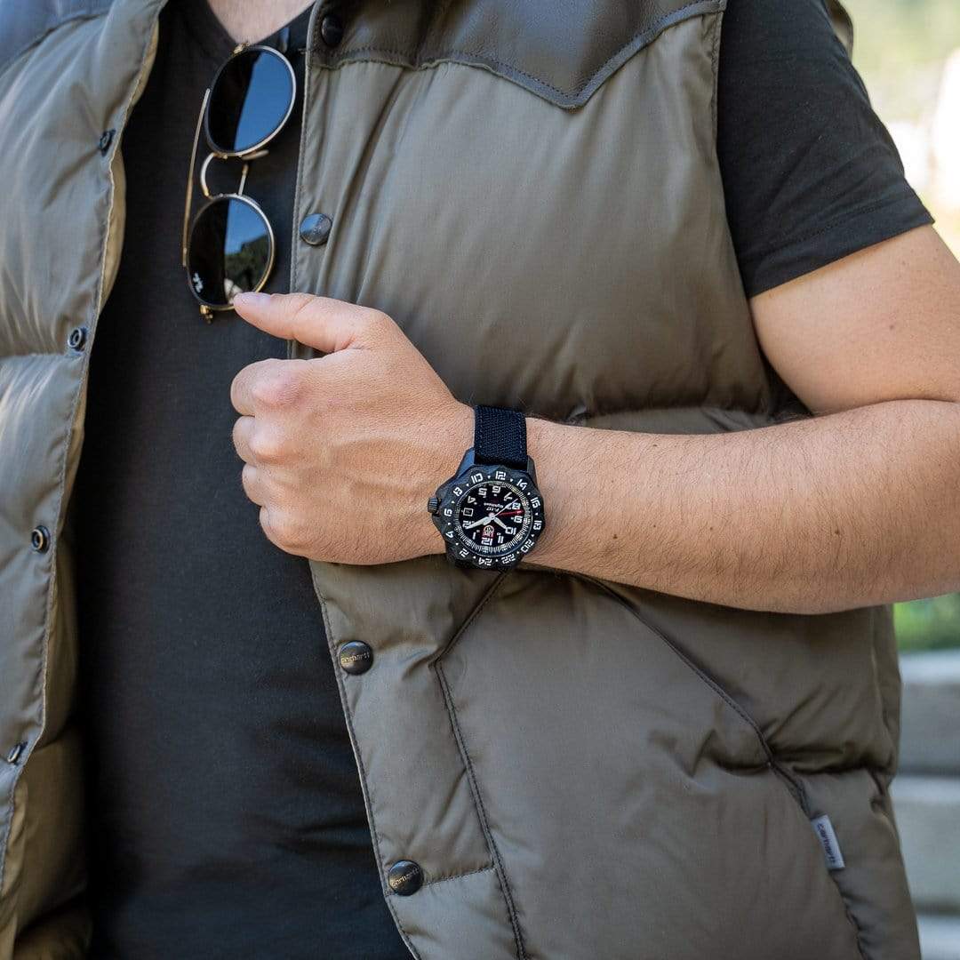 Luminox F-117 Nighthawk Pilot Watch – Carbonox™+ Case, GMT